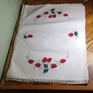 Vintage strawberry placemats 4 count